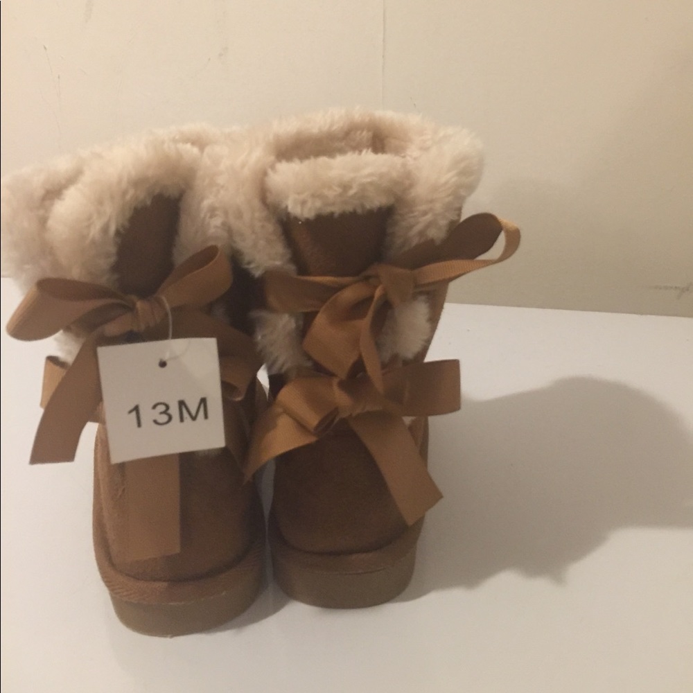 Kids winter boots